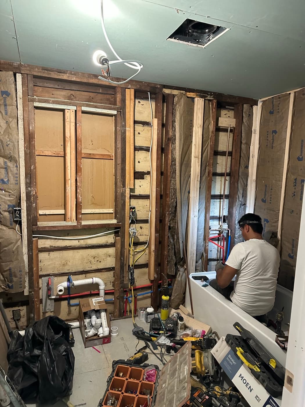 Bath Remodel before renovation in Queens, NY — R&F General Contract Corp